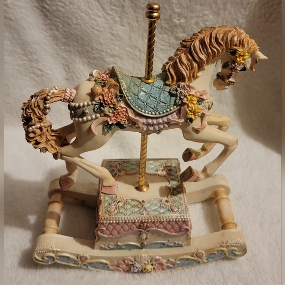 Vintage Musical Carousel Rocking Horse - Picture 4 of 6